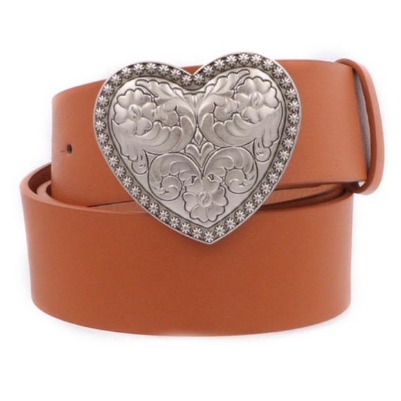 heart buckle